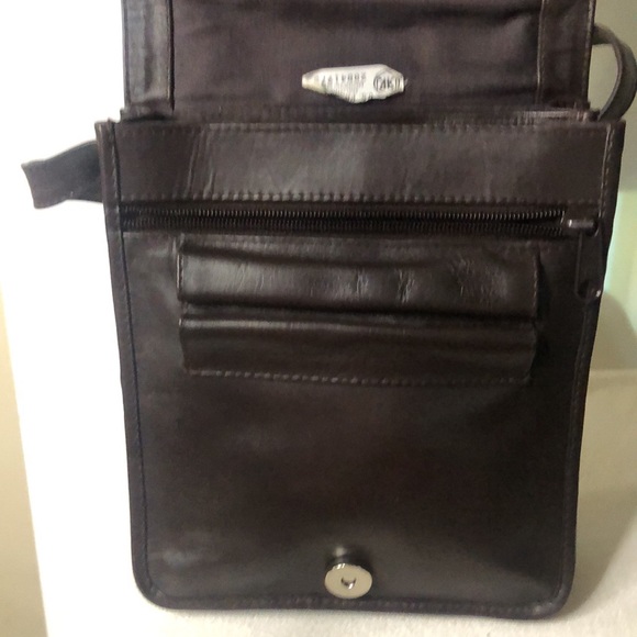 KENNETH COLE dark brown soft leather crossbody handbag. 5 compartments on bag. - Picture 9 of 14